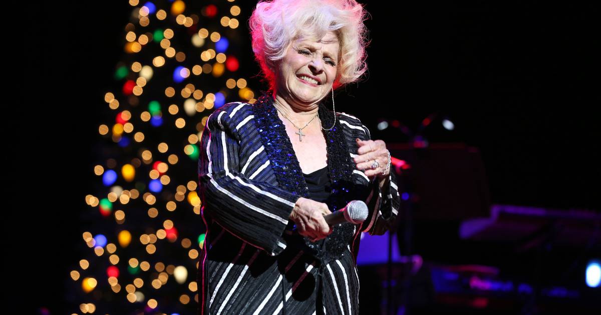 78-Year-Old Brenda Lee Makes History As The Oldest Woman To Top