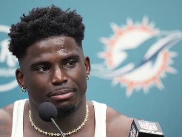 Bodycam footage led Miami police director to reassign officer in detention of Tyreek Hill before Dolphins game