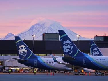 Alaska Air raises profit outlook on demand, lower fuel costs