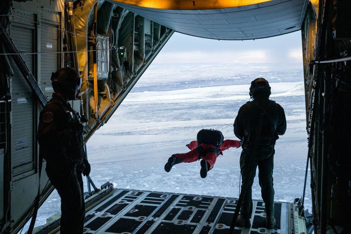 photos-a-training-mission-for-alaska-s-elite-search-and-rescue-team