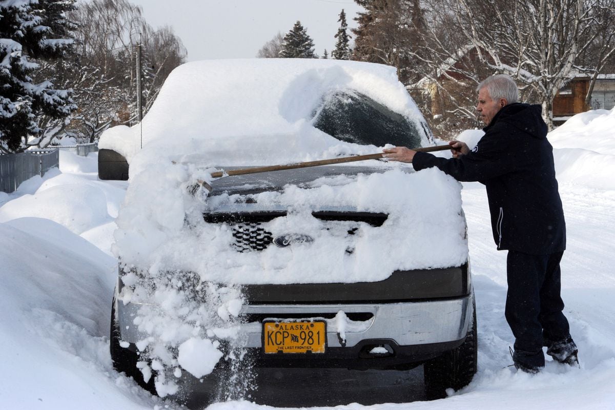 anchorage-alaska-winter-snow-2012