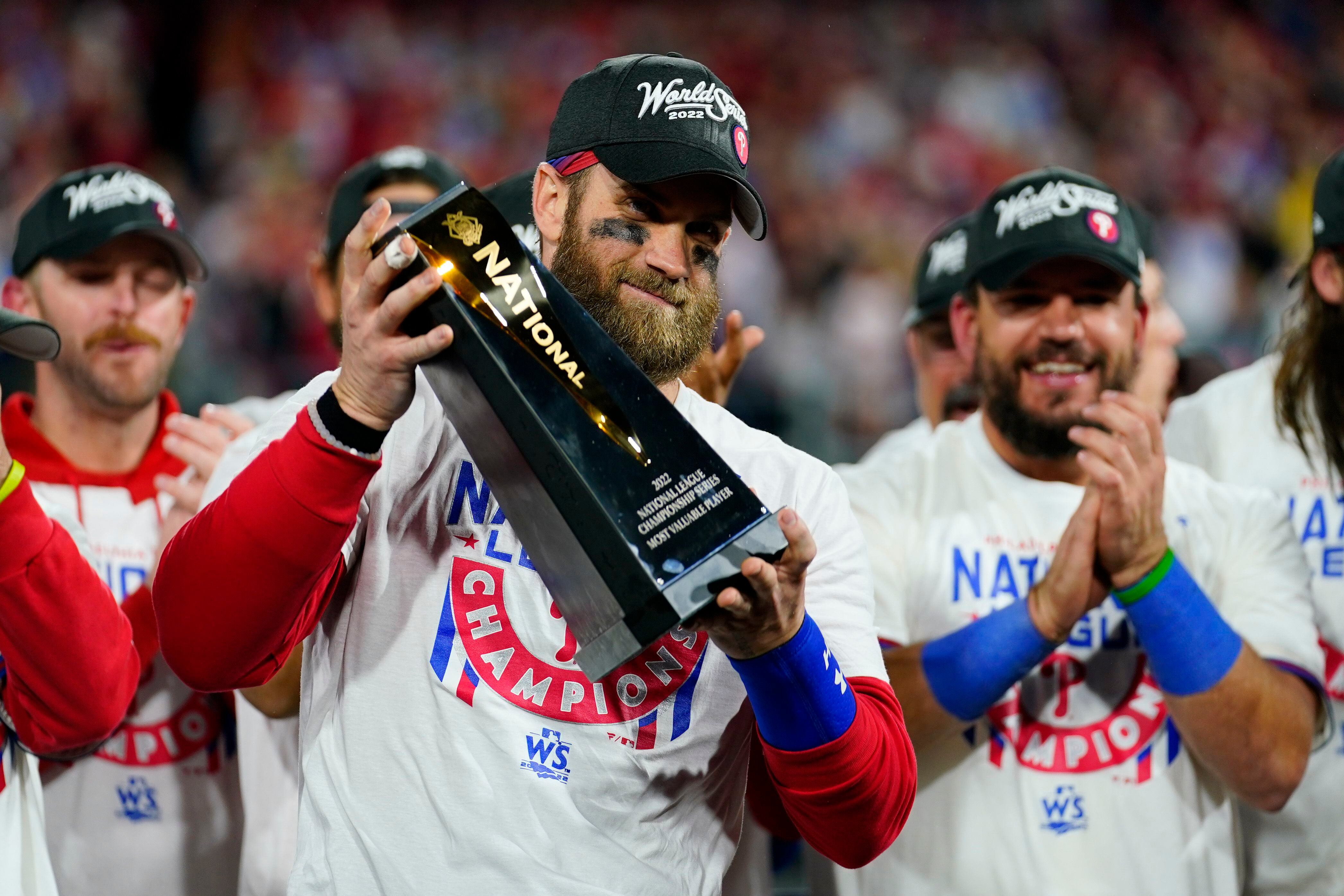 Harper's HR powers Phillies past Padres, into World Series