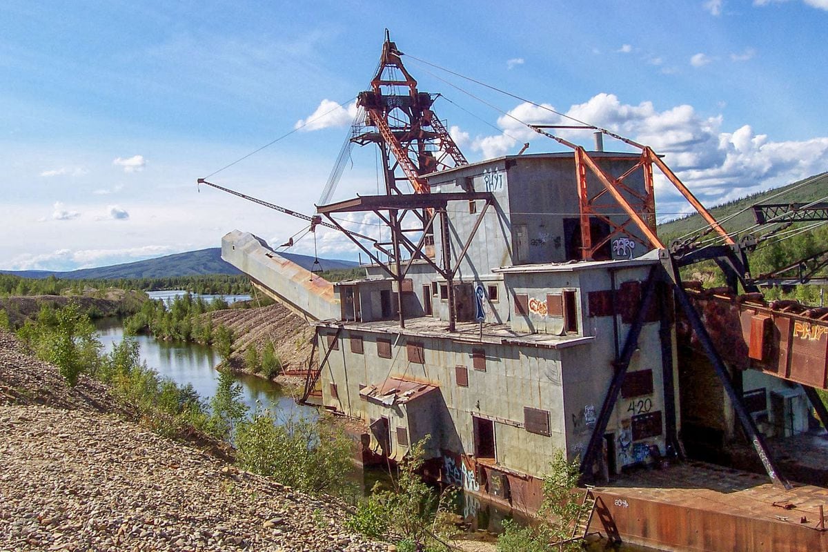 gold mining dredge in operation