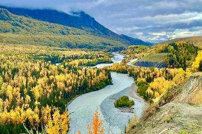 With northern lights in the sky and fiery leaves on the trees, fall is a great time to explore Alaska