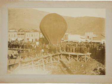 Decades before Anchorage’s hot air balloon heyday, the ‘Prince of the Air’ took to Alaska’s skies