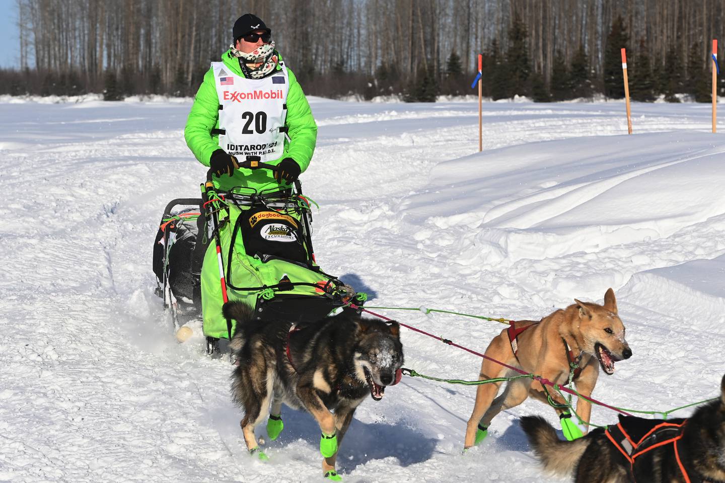 Iditarod update Ryan Redington first out of Rohn on Monday, and Cindy