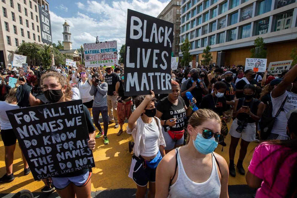 Thousands Gather At March On Washington Commemorations Where Families Decry Two Systems Of Justice Anchorage Daily News