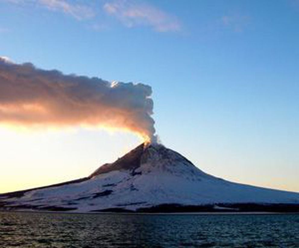 Alaska's biggest volcanic eruptions Anchorage Daily News