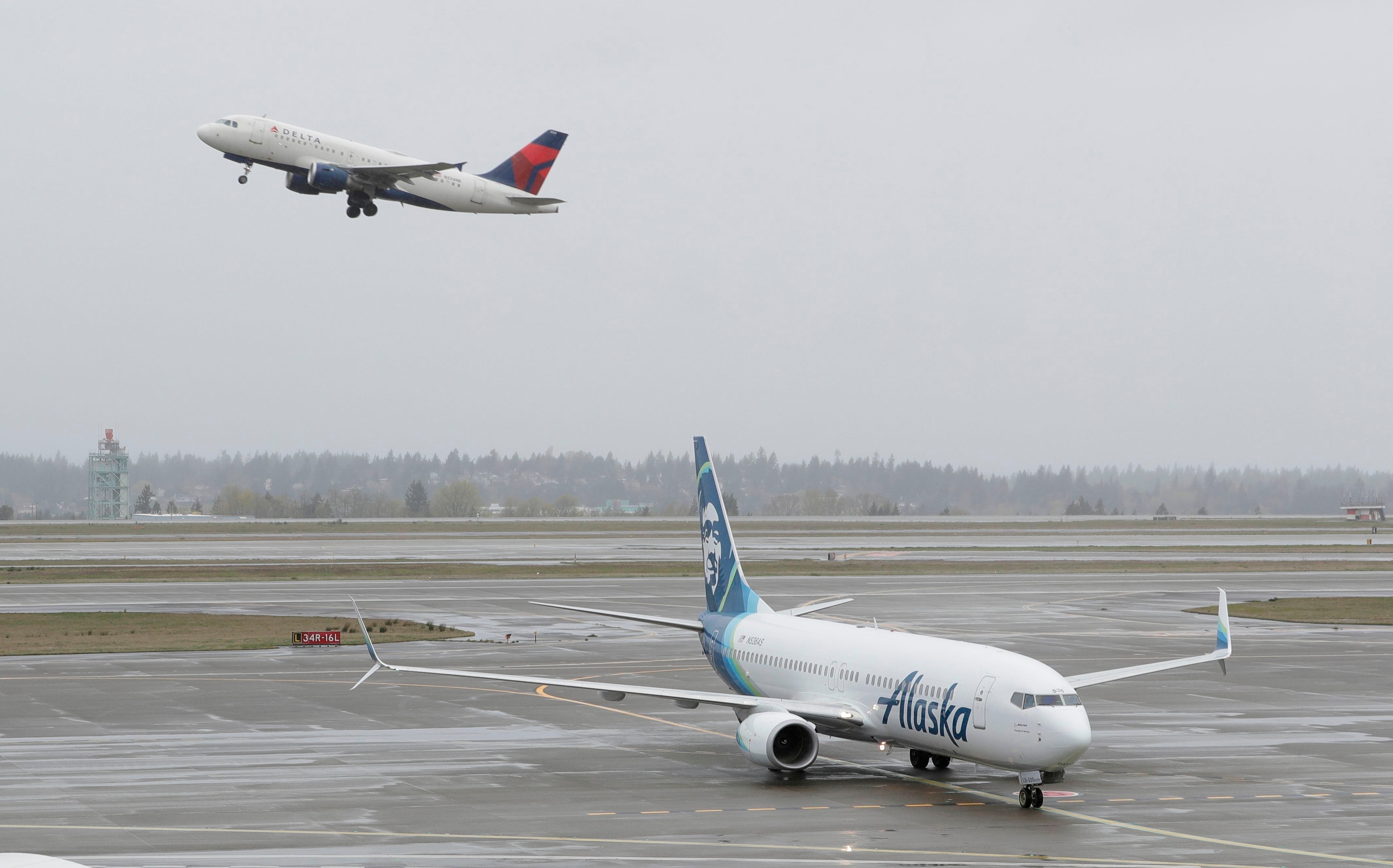 Alaska Airlines Will Let You Board Early If You Wear an Ugly