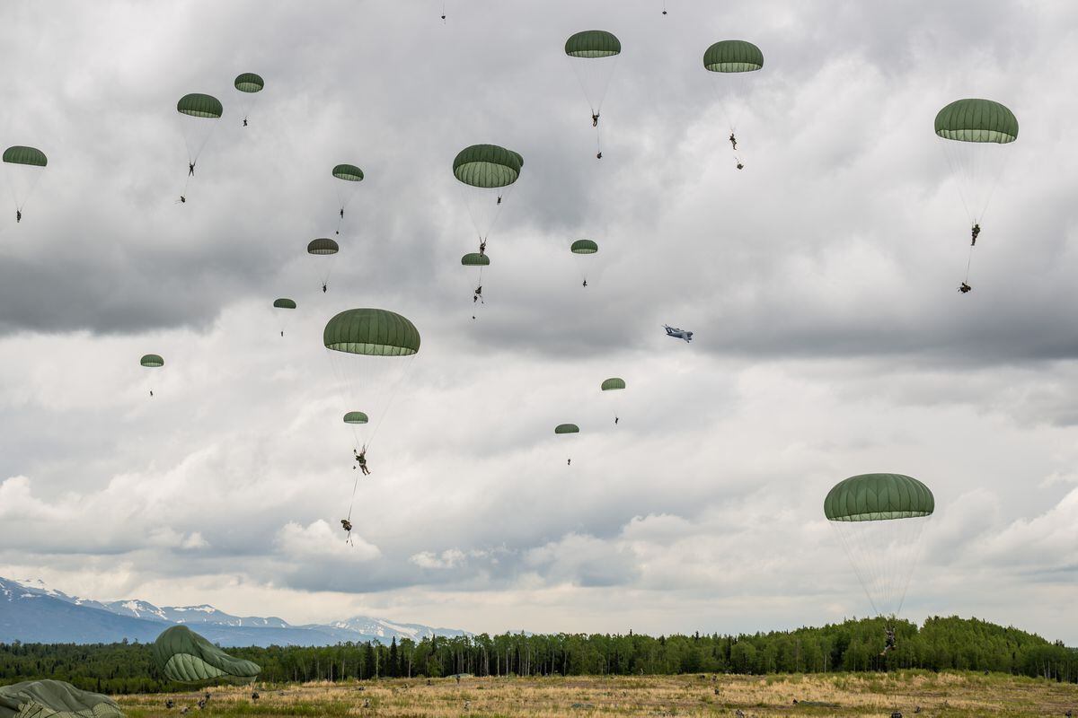 Photos: 550 paratroopers storm JBER - Anchorage Daily News