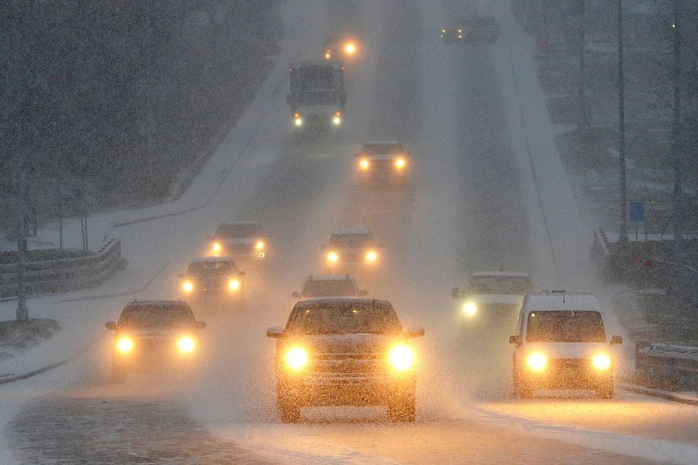 Anchorage’s first significant snowfall leads to day of traffic chaos