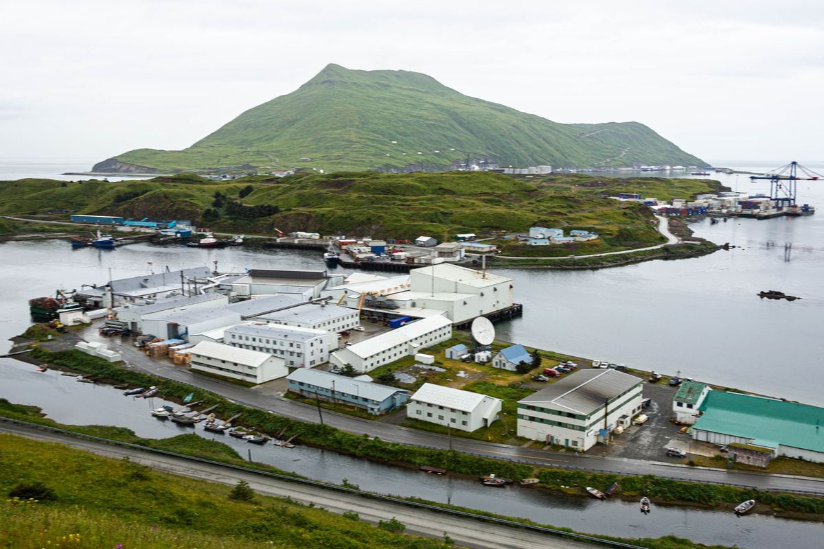 FBI joins investigation of crash off Unalaska cliff that killed 2 teens ...