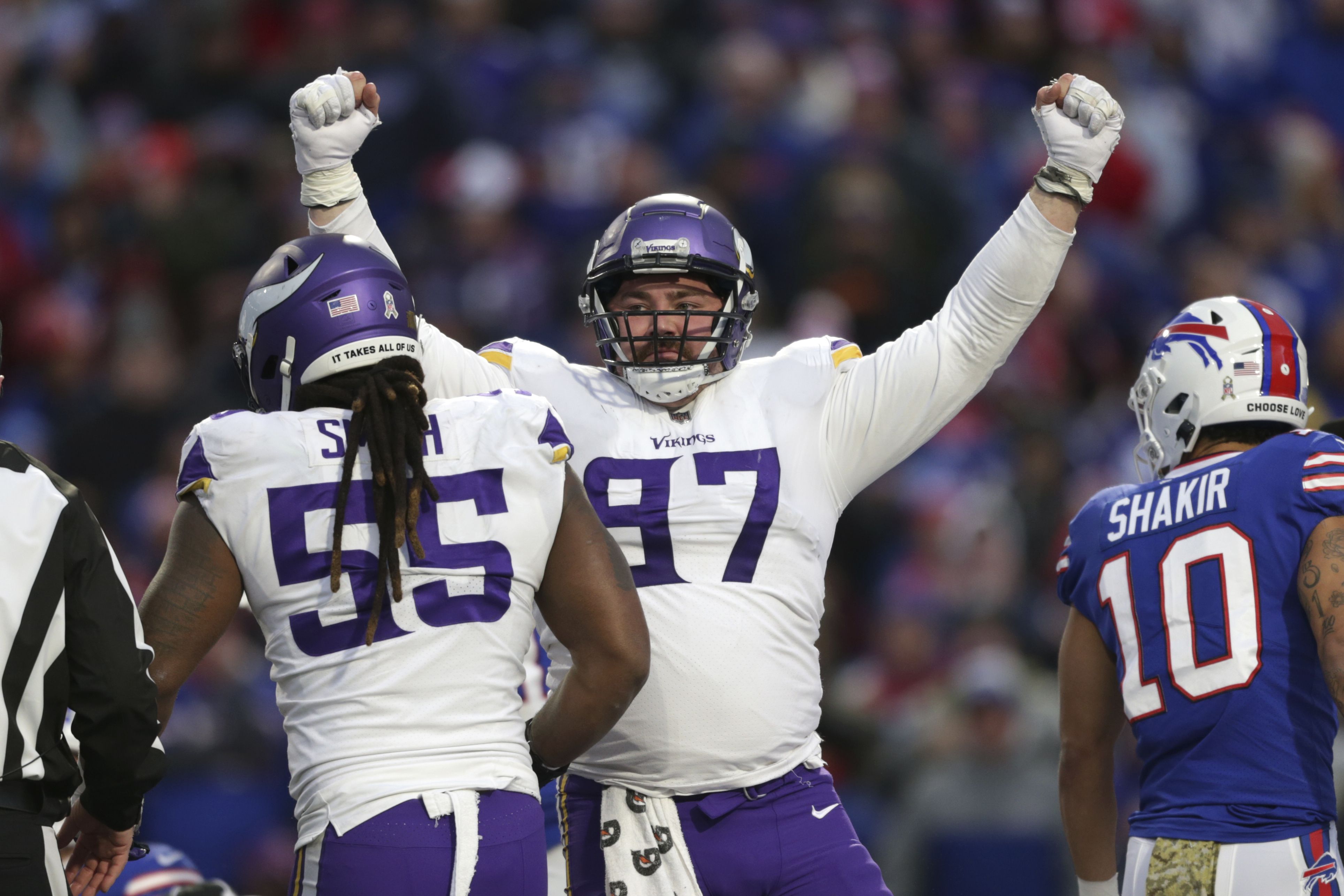 NFL Christmas Eve Roundup: Vikings pull off another thriller, Bills take  AFC East