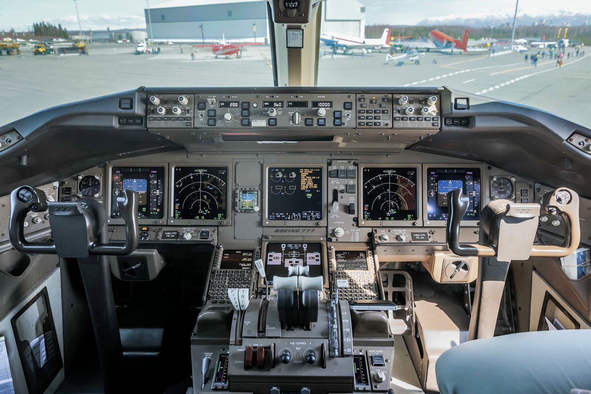 Concerns raised about overreliance on autopilot - Anchorage Daily News